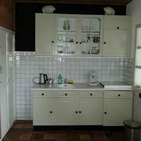 Huis 펜션